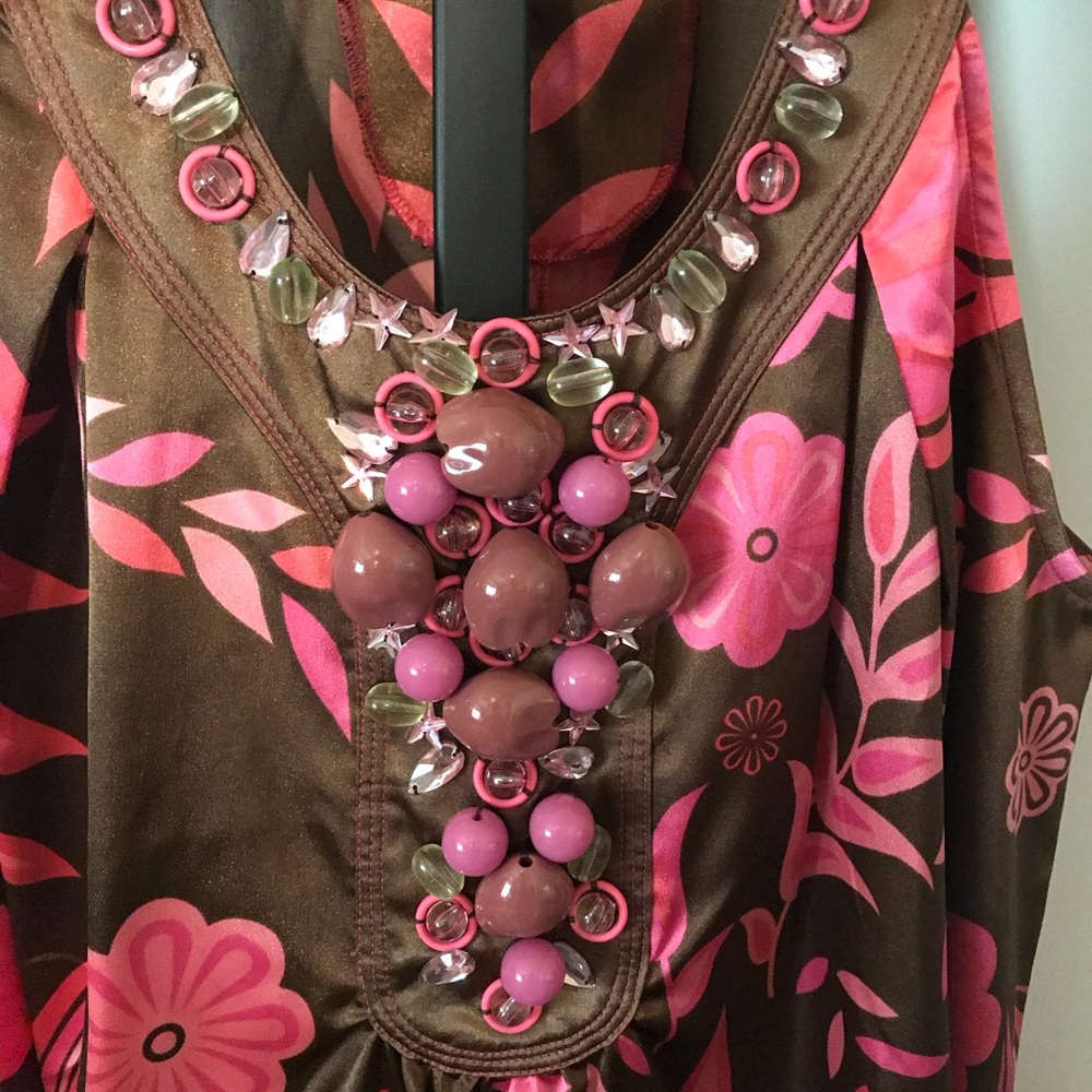 Dress - Picture 2 of 4